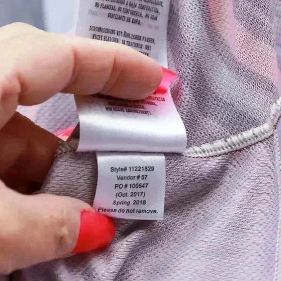 Pearl iZUMi Size L cranberry patterned sleeveless biking jersey - Picture 16 of 16